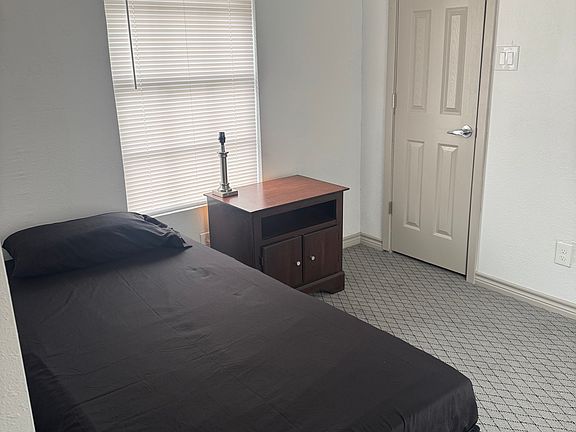 Private Room/Private Bath
