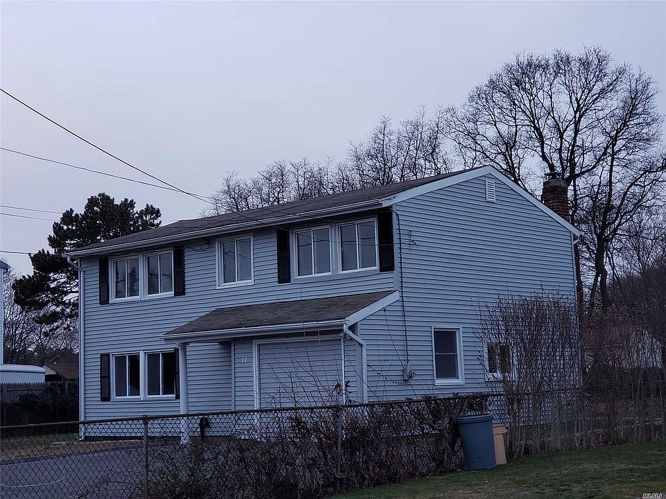 2nd image of 11 Montgomery St