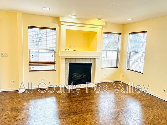 5th image of 2340 Stoughton Cir