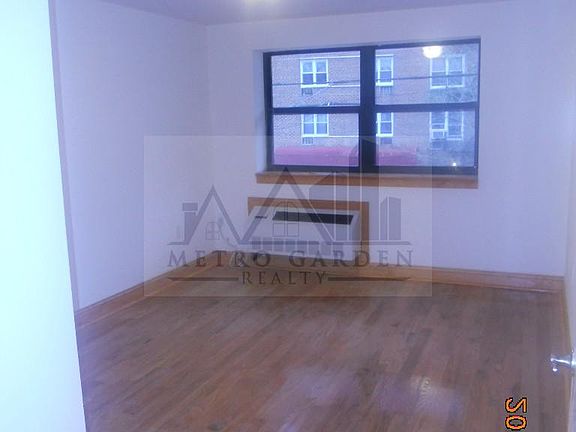 4th image of 8414 143rd St APT 5D
