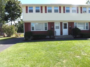 30 Commodore St #A, Albany, NY 12205