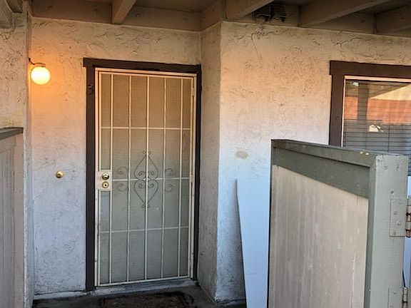 4th image of 10291 Bell Gardens Dr Unit 3