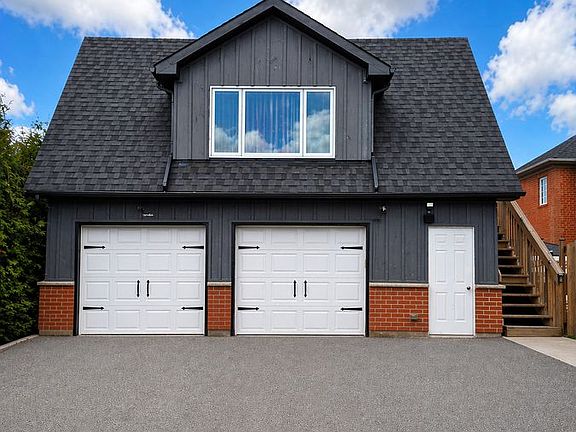 3rd image of 111 Parkview Ln