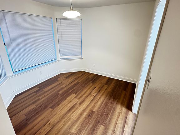 4th image of 600 Hettie St