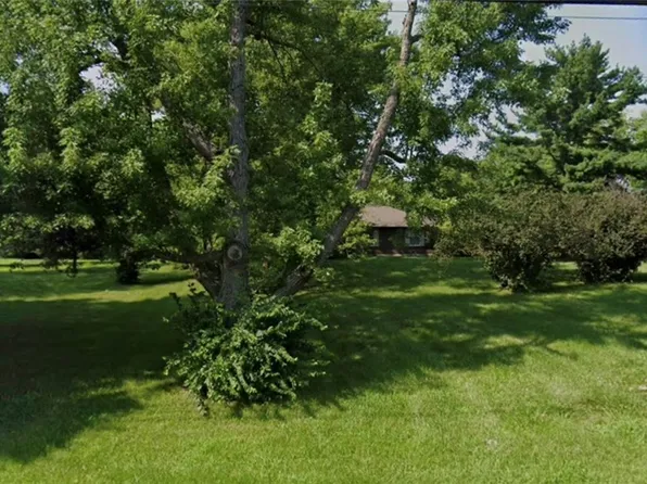 2327 E Social Row Rd, Dayton, OH 45458