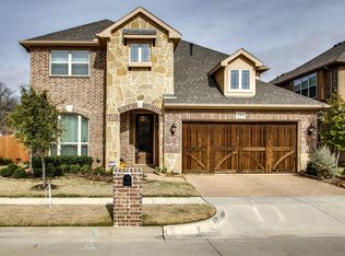104 Yellow Rose Trl, Euless, TX 76040