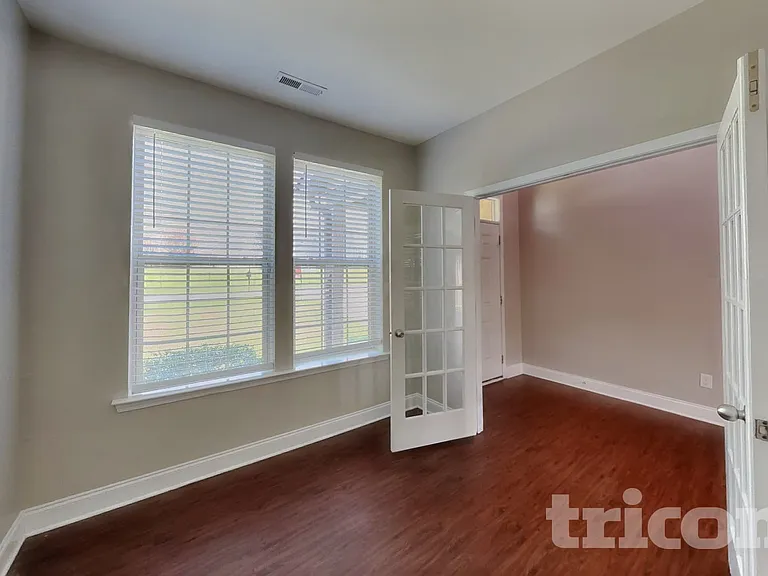 163 Green Willows Dr — Photo 16