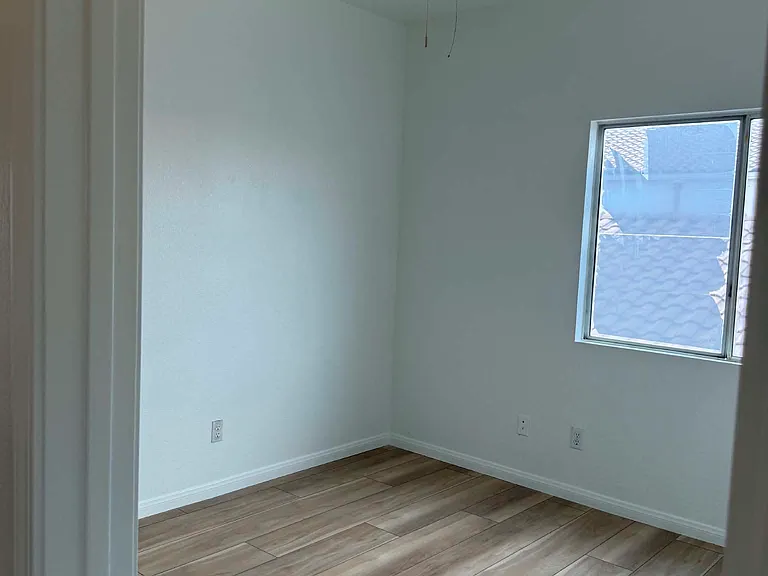 7989 Blue Brook Dr — Photo 13
