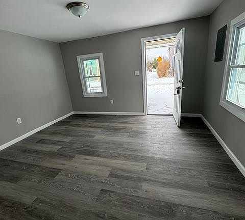2nd image of 119 Milburn St