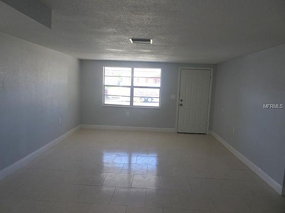 4th image of 5057 Forest Hills Dr