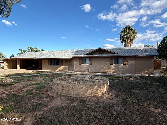 2nd image of 947 CARDINAL Avenue