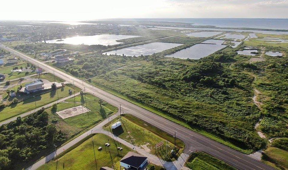 2nd image of 2169 Highway 87