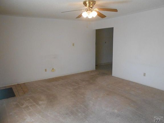4th image of 51 Stanford Ave