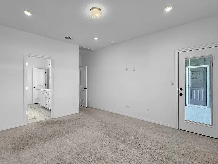 2608 Emerson Trl — Photo 17