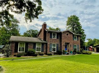 3026 Fairway Dr, Floyds Knobs, IN 47119