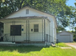 804 S 4th St, Independence, KS 67301
