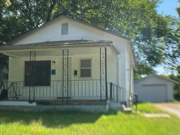 804 S 4th St, Independence, KS 67301
