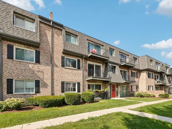 876 S Plum Grove Rd APT 208, Palatine, IL 60067