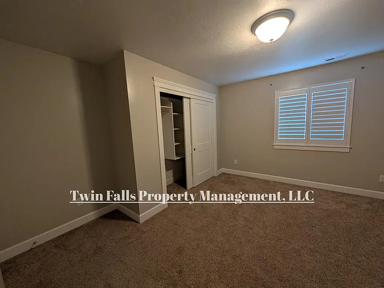 768 Sun Peak Way — Photo 41