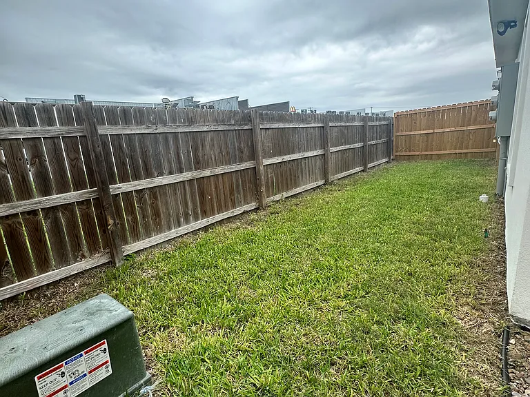 Christian Estates — Photo 12
