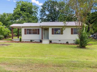 569 Springdale Rd, Mount Olive, AL 35117
