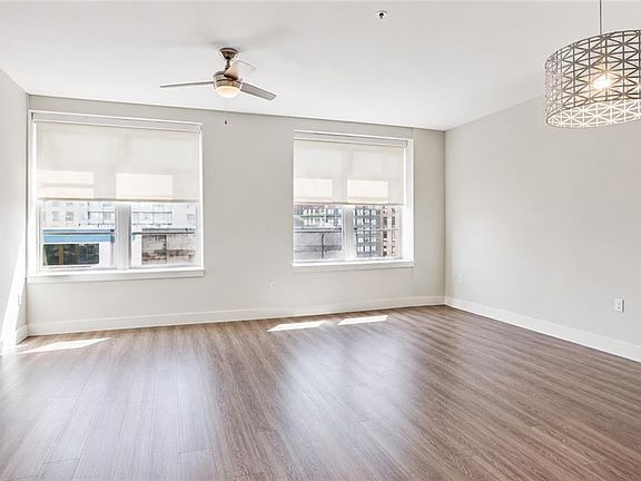 5th image of 1111 Tulane Ave #206