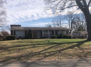 5111 Maryview Dr, Louisville, KY 40216