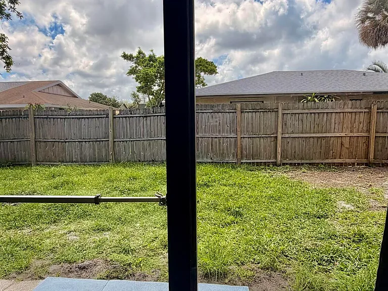 9121 E Highland Pines Dr — Photo 11