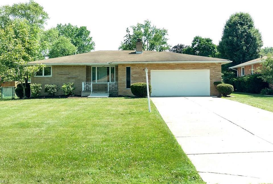 1st image of 5746 Darrow Dr