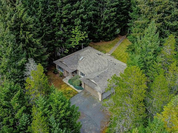 2nd image of 1377 Meadowood Way