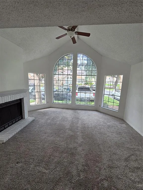 2 bed, 2.0 bath, 992 sqft, $1,600 — Photo 3