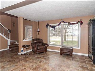 3rd image of 6213 Albury Dr