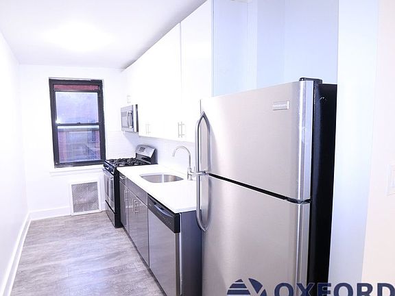 4th image of 4140 Denman St APT 4D