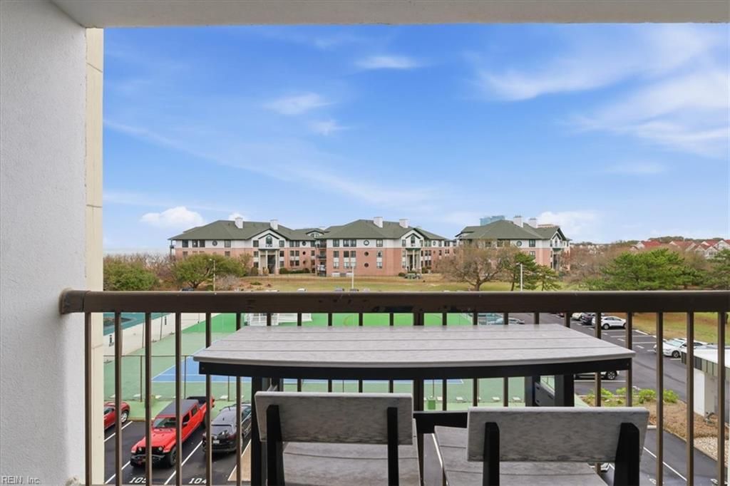 3288 Page Ave APT 313, Virginia Beach, VA - View 3
