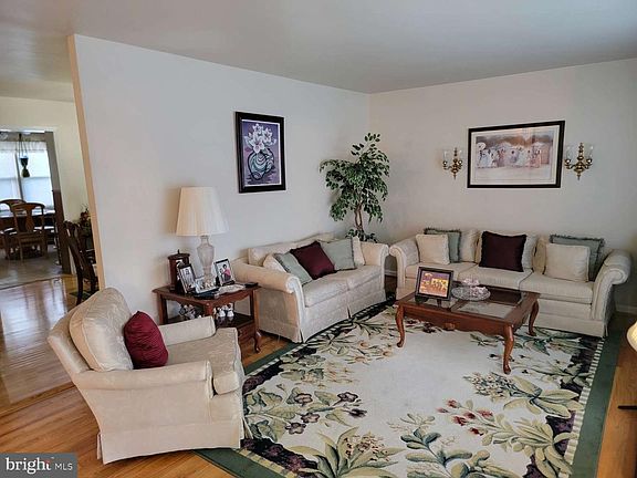 5th image of 7303 Hastings Dr