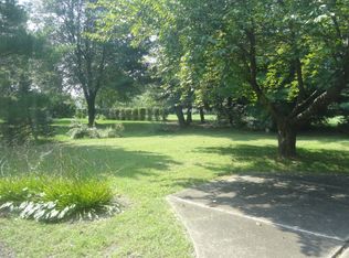 120 Parker Rd S, Plainsboro, NJ 08536