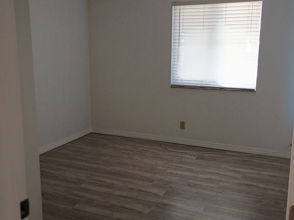 3rd image of 3020 NW 68th St APT 204