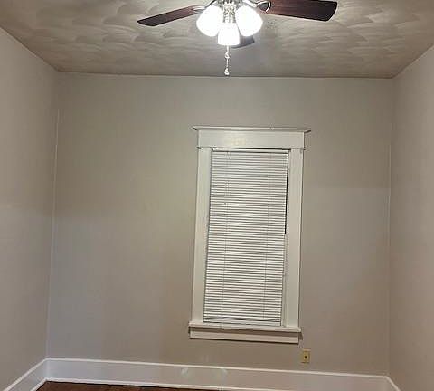5th image of 213 S Purdy Ave