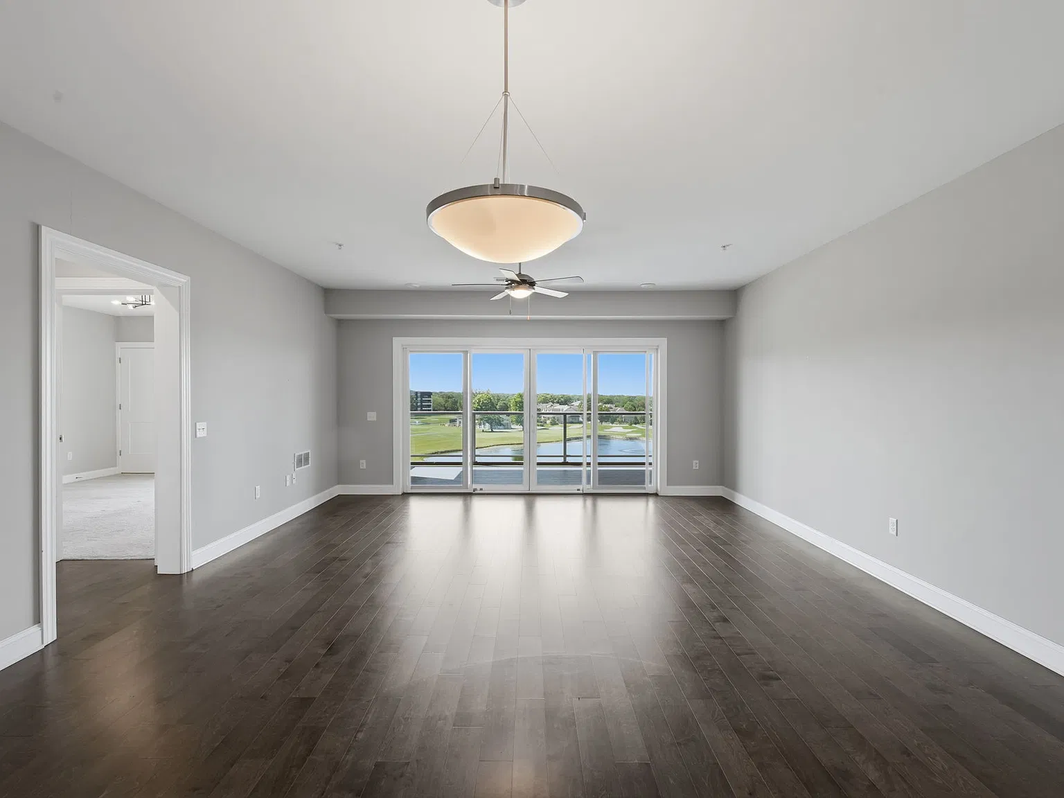 2 bed, 1665 sqft, $2,900 — Photo 3