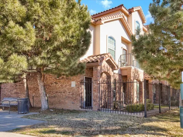 2110 Main St, Lubbock, TX 79401