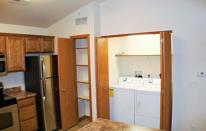 510 Pond View Dr #301 — Photo 9