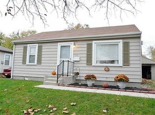 608 N Parkway Dr, Anderson, IN 46013