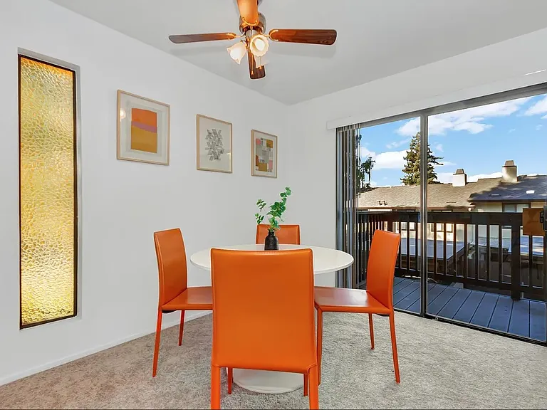 985 Juniper Ct #985 — Photo 5