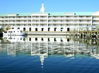 212 Old Causeway Rd #102, Beaufort, NC 28557