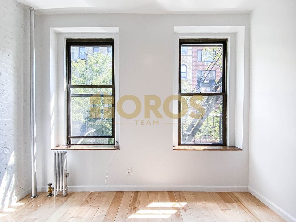 1st image of 215 E 10th St APT 10