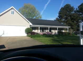 101 Loftis Cv, Columbus, MS 39702