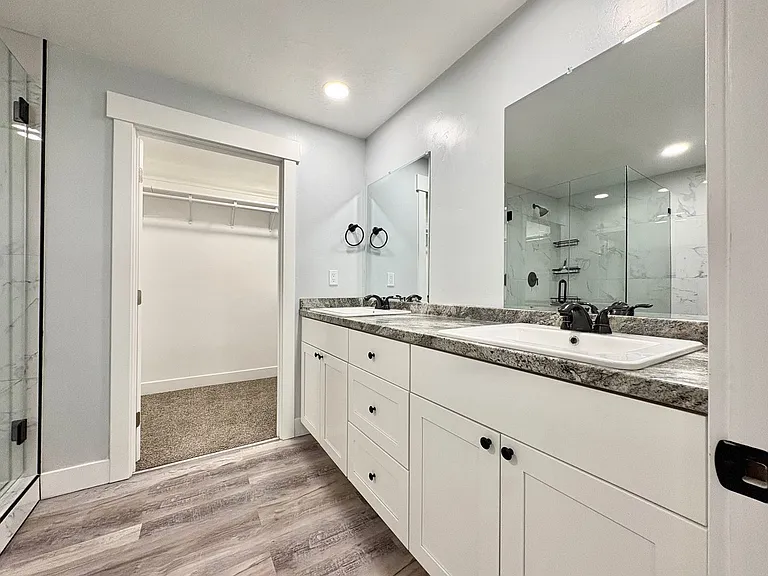 3448 S Wally Way — Photo 10