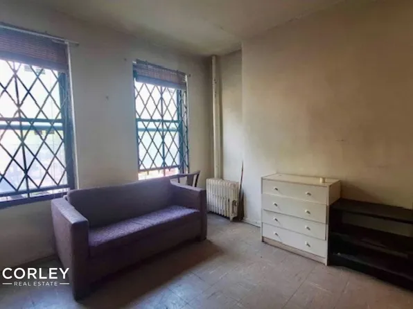 114 East 98th Street image 4 of 11