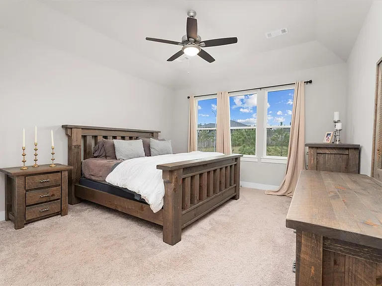 359 Mallorn Ln — Photo 29