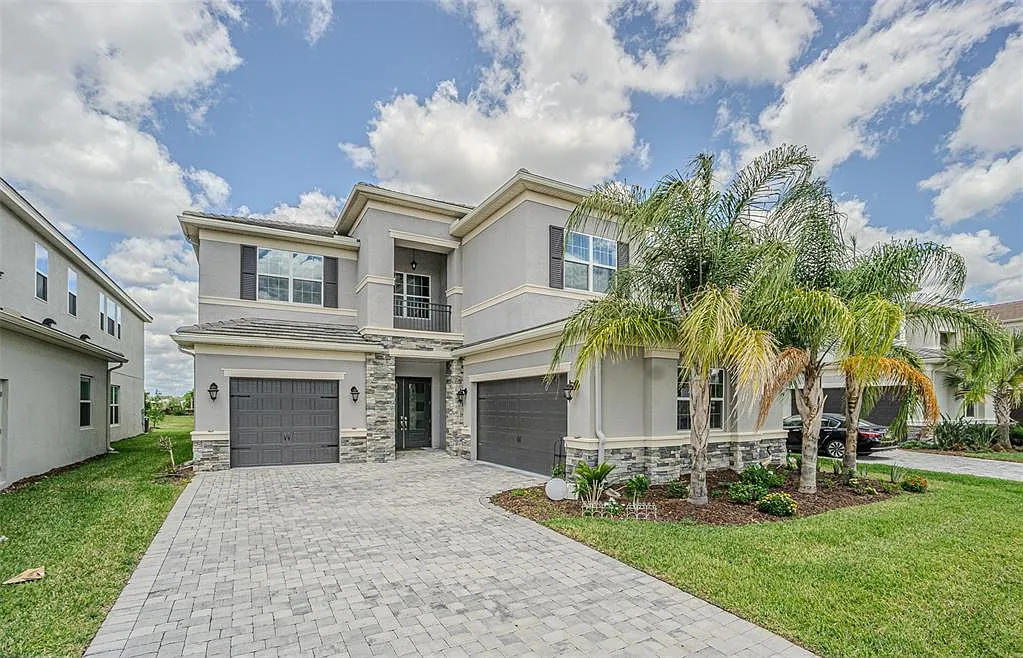 5 bed, 5.5 bath, 4139 sqft, $4,800 — Photo 1